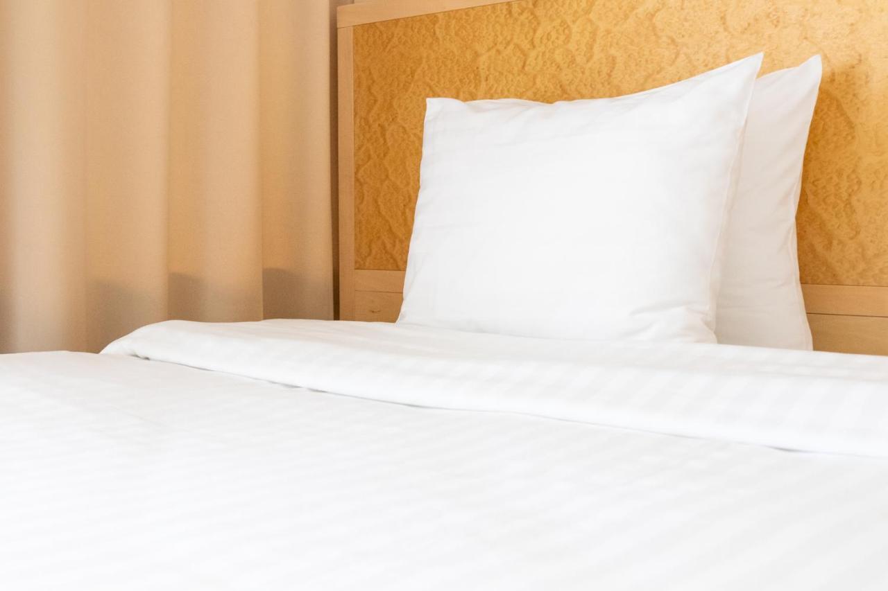 Hotel Kolumbs Liepaja Ngoại thất bức ảnh