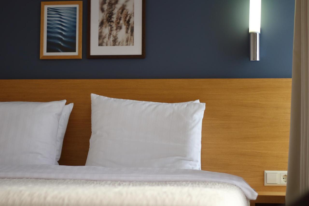 Hotel Kolumbs Liepaja Ngoại thất bức ảnh