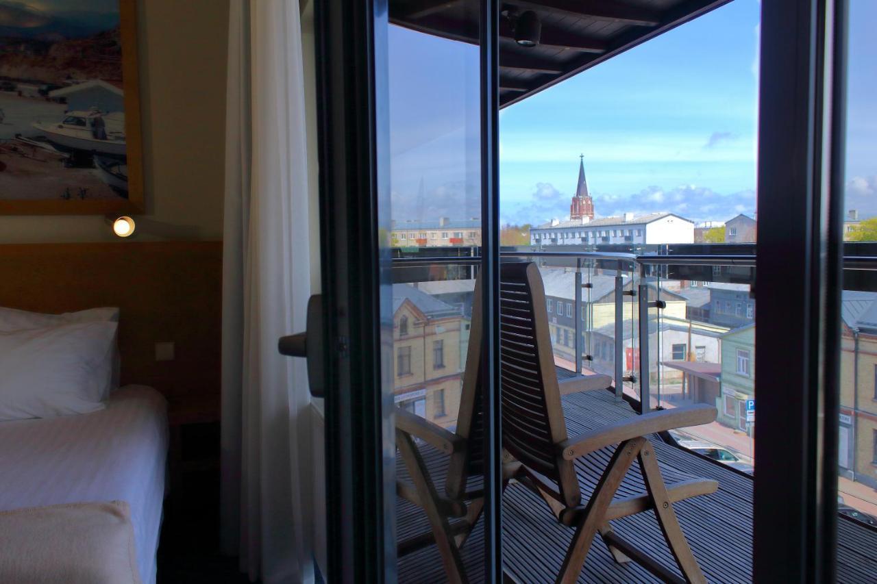 Hotel Kolumbs Liepaja Ngoại thất bức ảnh